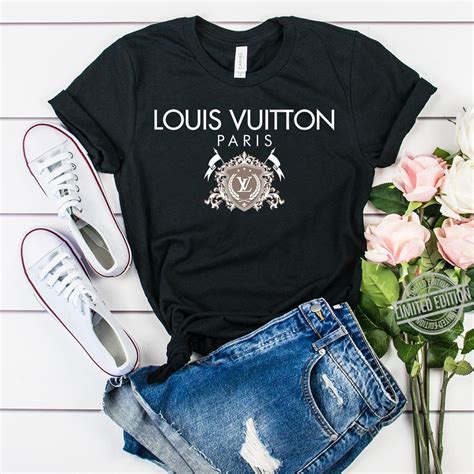 louis vuitton malletier paris t shirt|Louis Vuitton Paris locations.